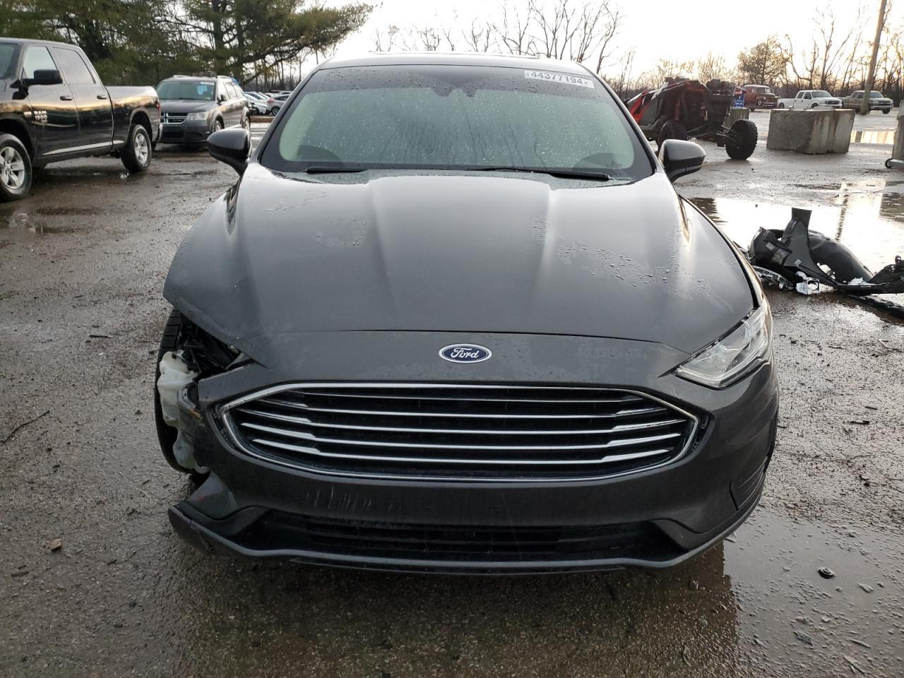2020 FORD FUSION SE - Фото 5