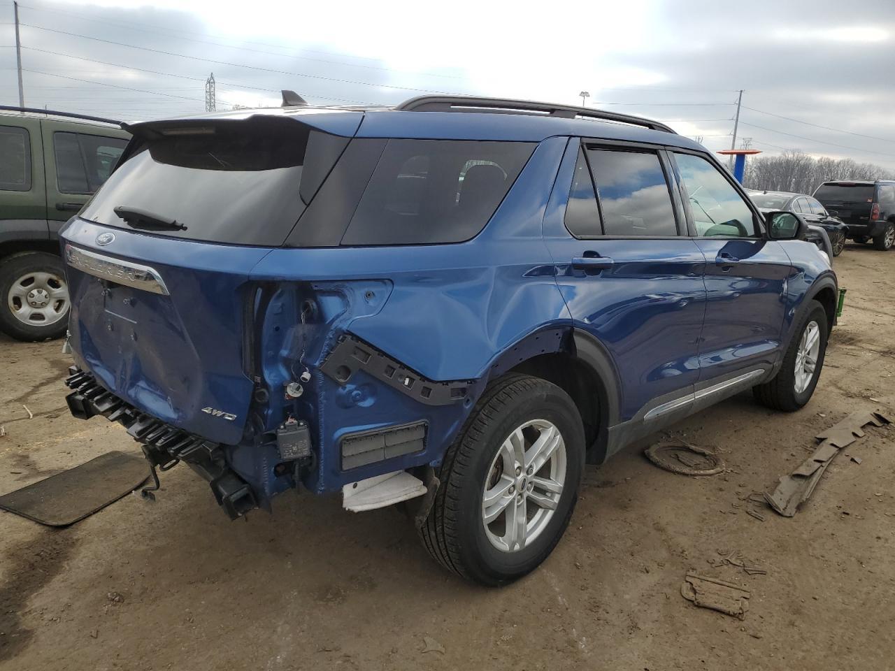 2022 FORD EXPLORER X - Фото 3