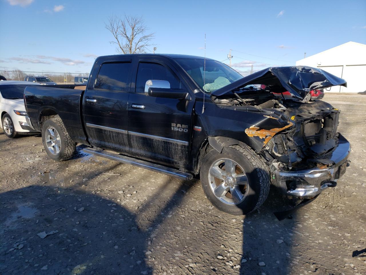 2015 RAM 1500 SLT - Image 4