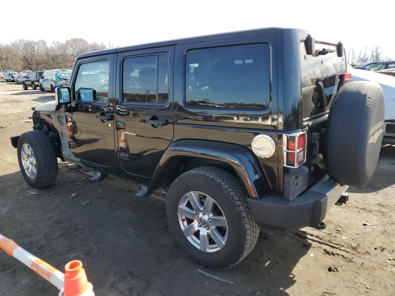 2012 JEEP WRANGLER U - Image 2