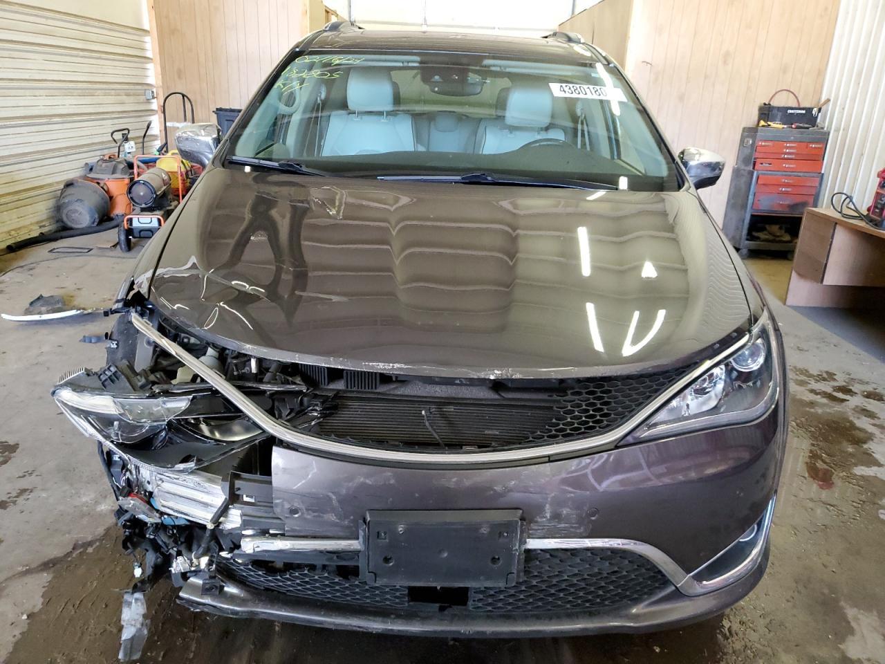 2017 CHRYSLER PACIFICA L - Image 5
