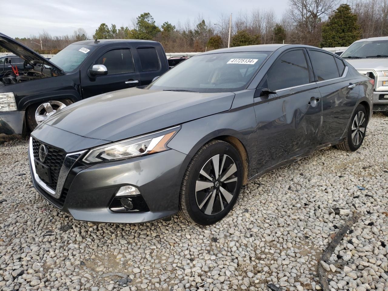 2019 NISSAN ALTIMA SL car image