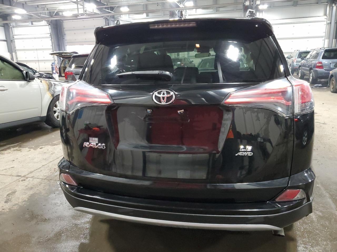 2018 TOYOTA RAV4 LE - Image 6