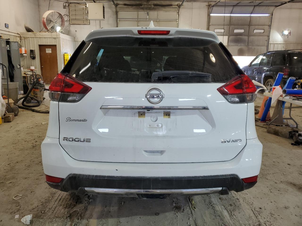 2018 NISSAN ROGUE S - Фото 6