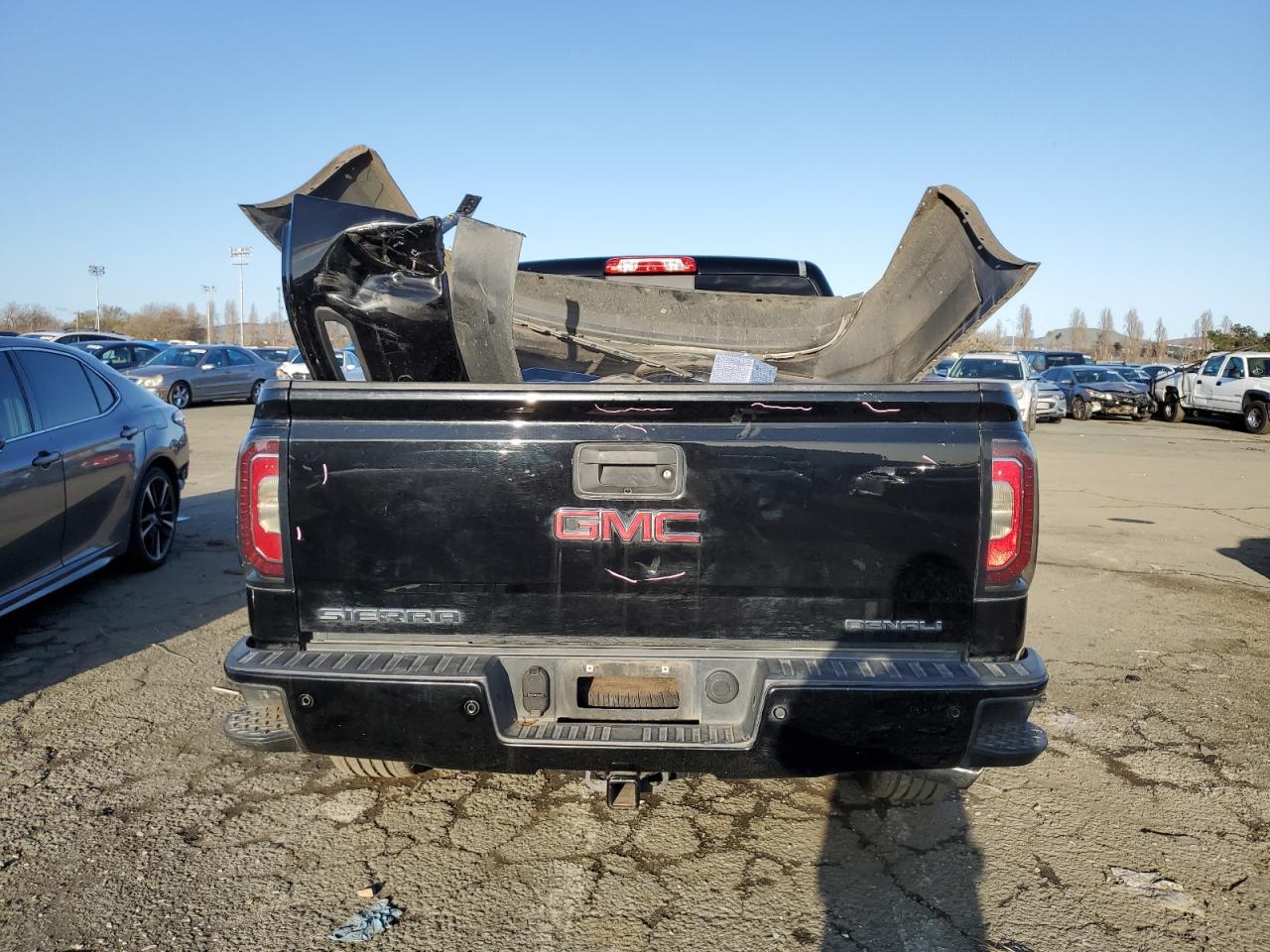 2018 GMC SIERRA K15 - Image 6