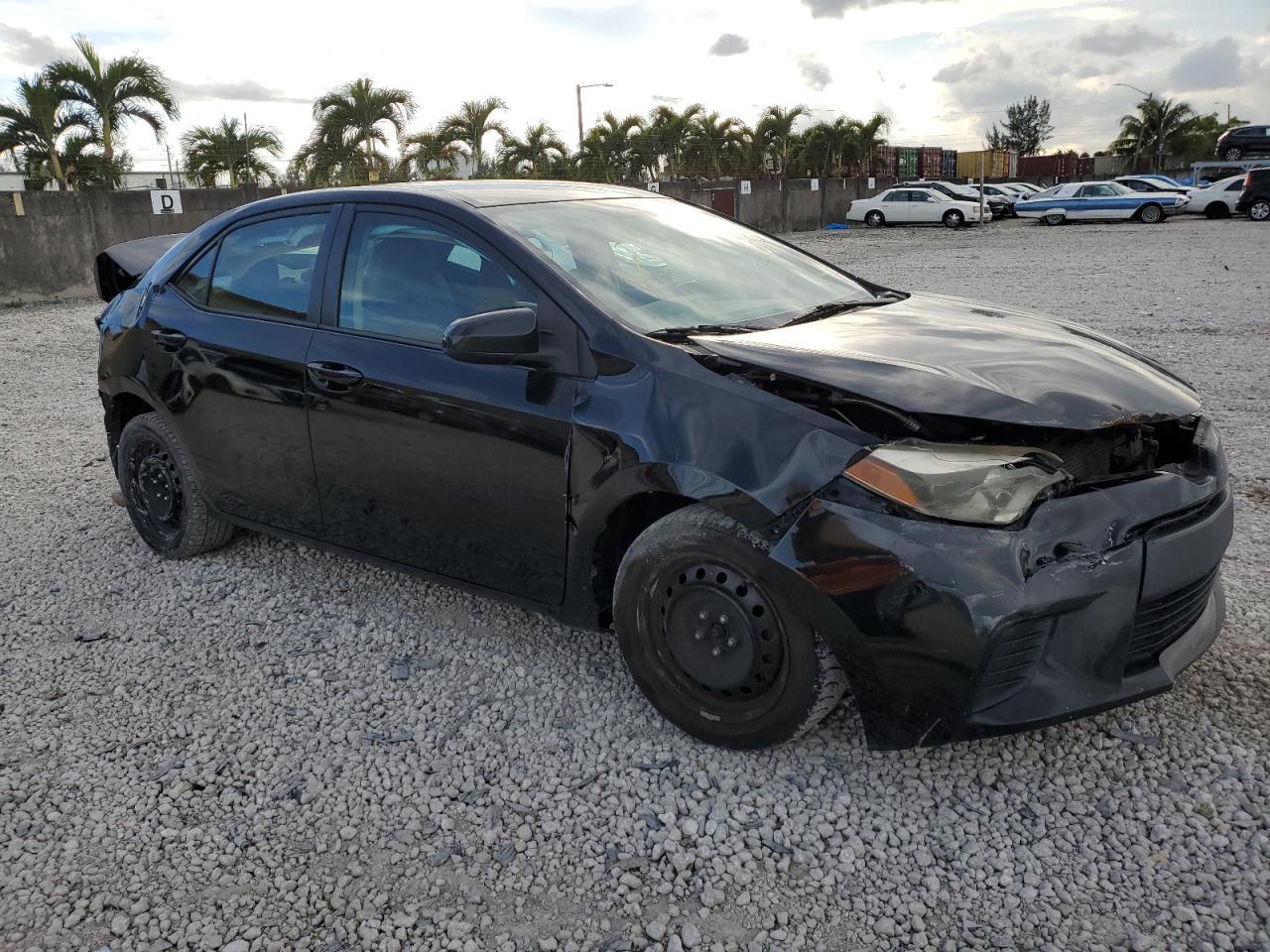 2014 TOYOTA COROLLA L - Image 4