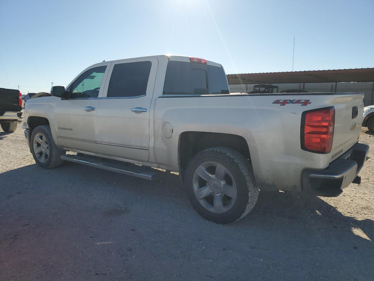 2015 CHEVROLET SILVERADO - Фото 2