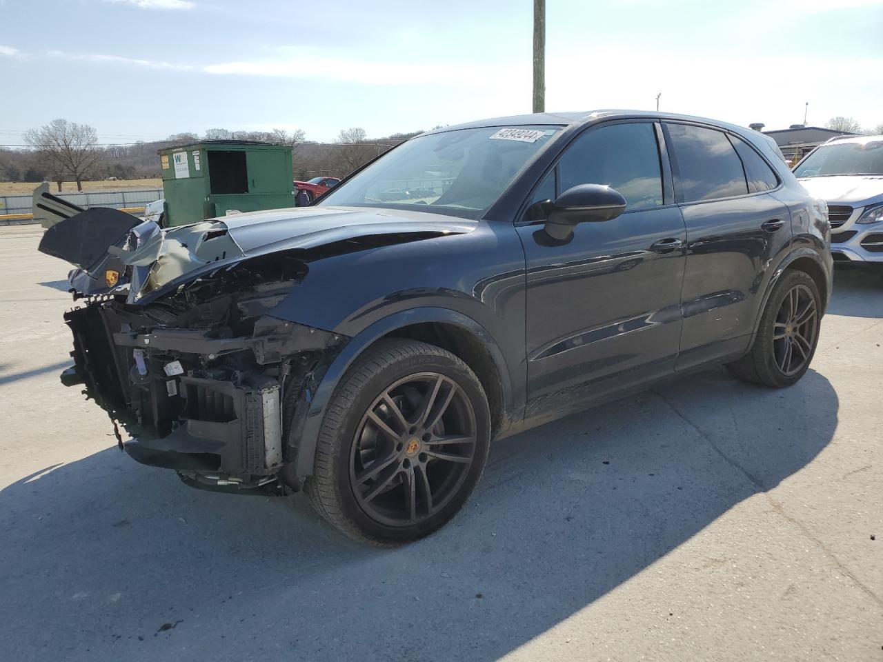 2019 PORSCHE CAYENNE car image