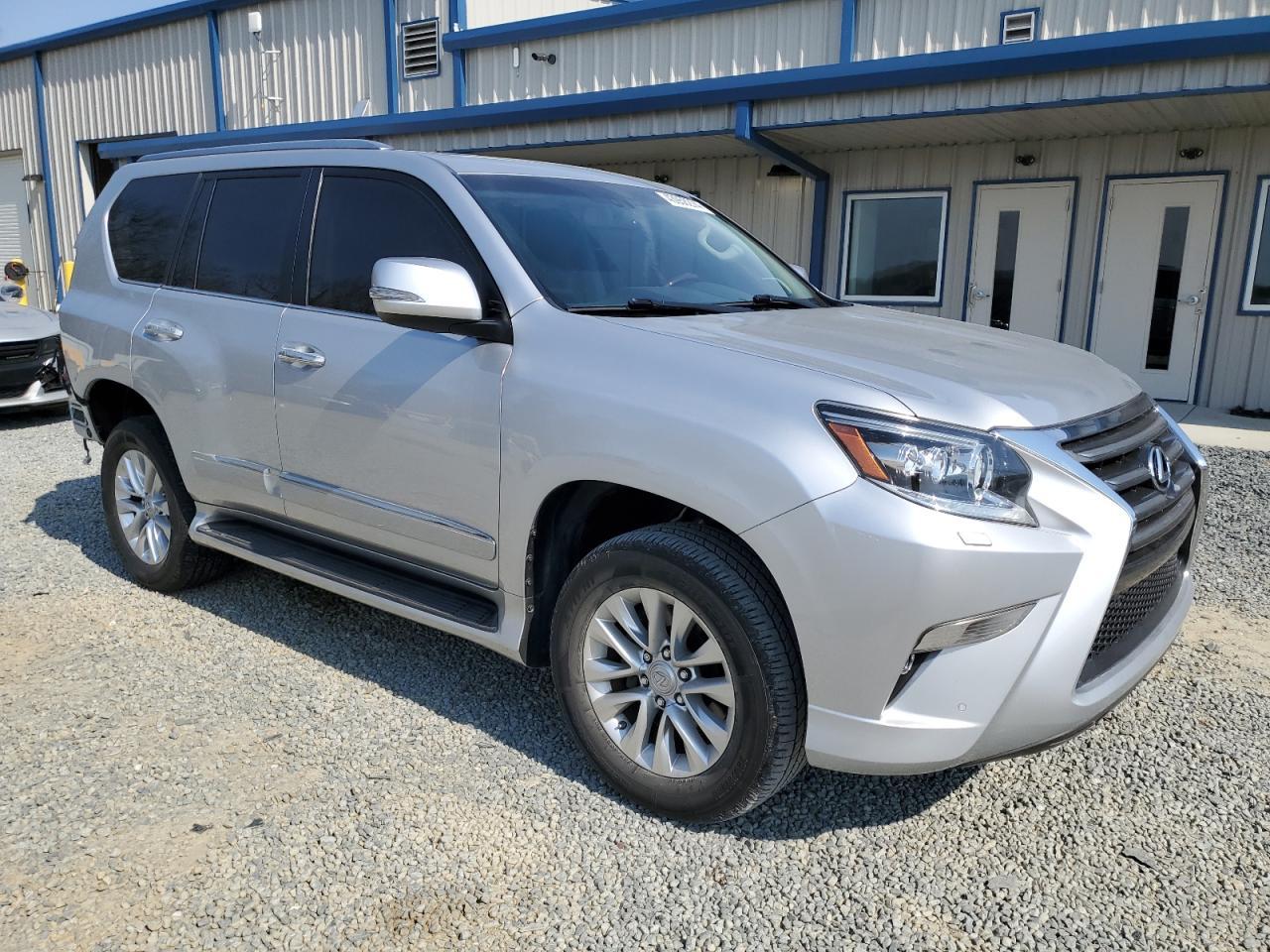 2018 LEXUS GX 460 - Фото 4