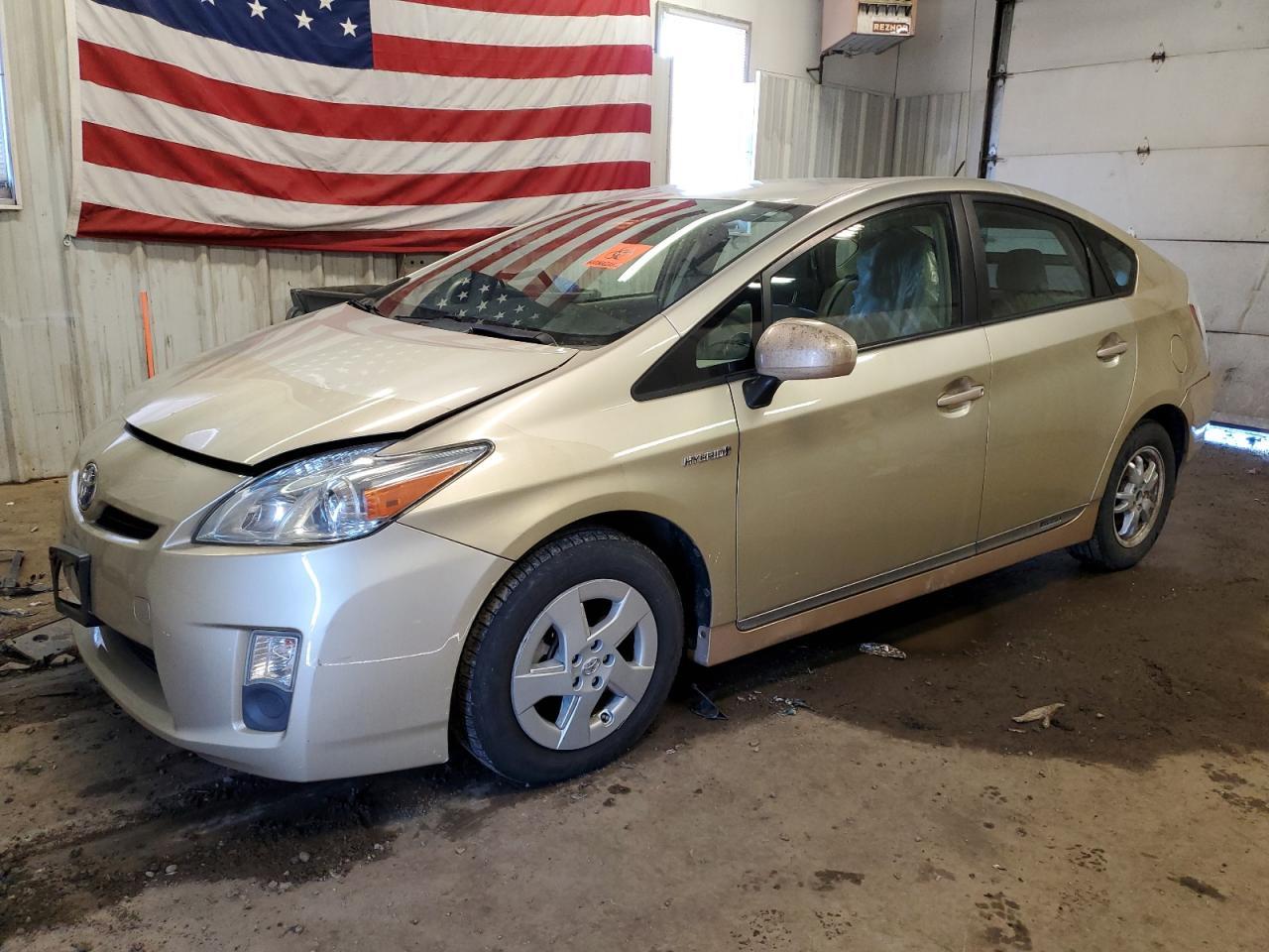 2010 TOYOTA PRIUS car image