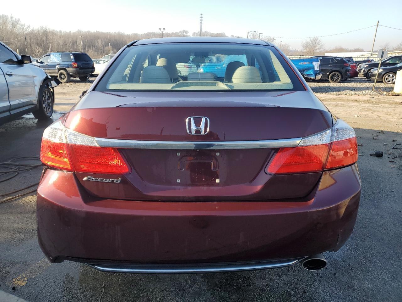 2014 HONDA ACCORD LX - Фото 6