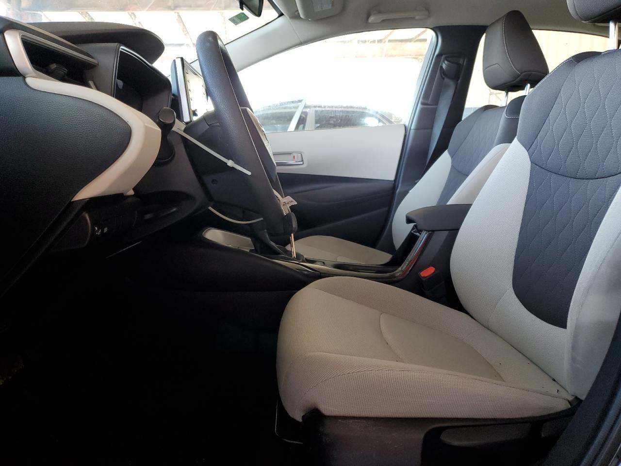 2020 TOYOTA COROLLA LE - Image 7