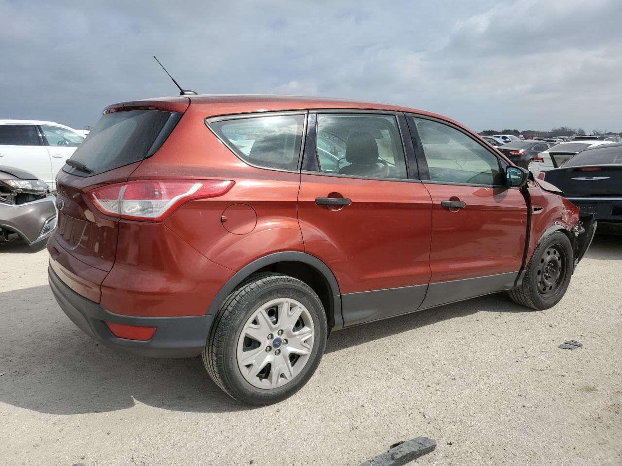 2015 FORD ESCAPE S - Image 3
