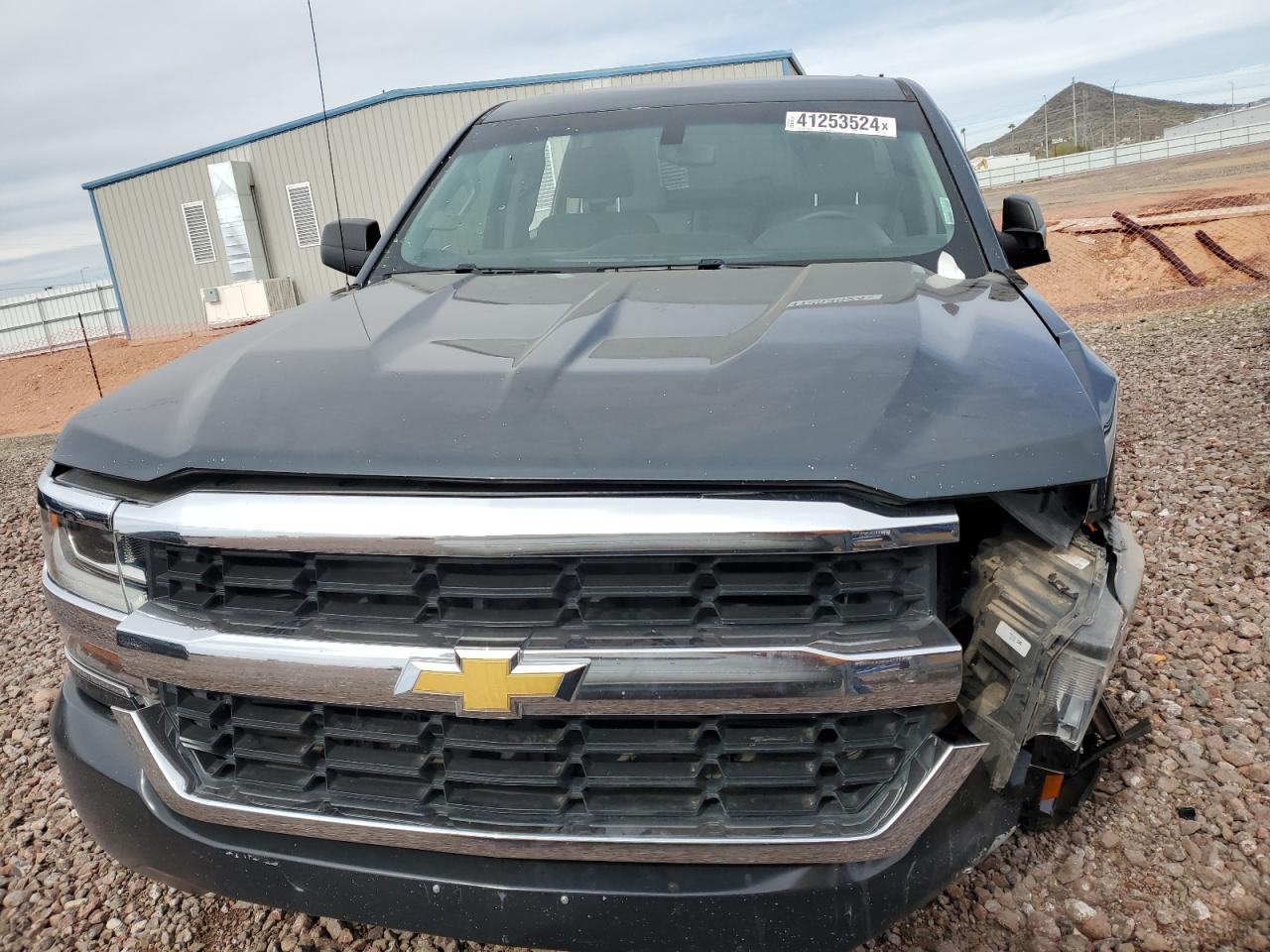 2017 CHEVROLET SILVERADO - Image 5