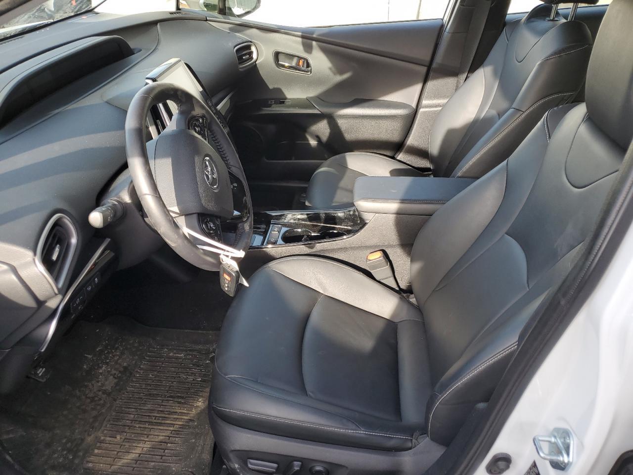 2022 TOYOTA PRIUS PRIM - Image 7