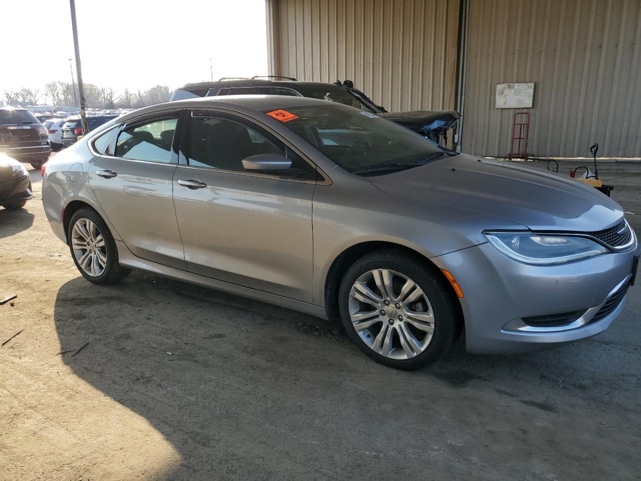 2015 CHRYSLER 200 LIMITE - Фото 4