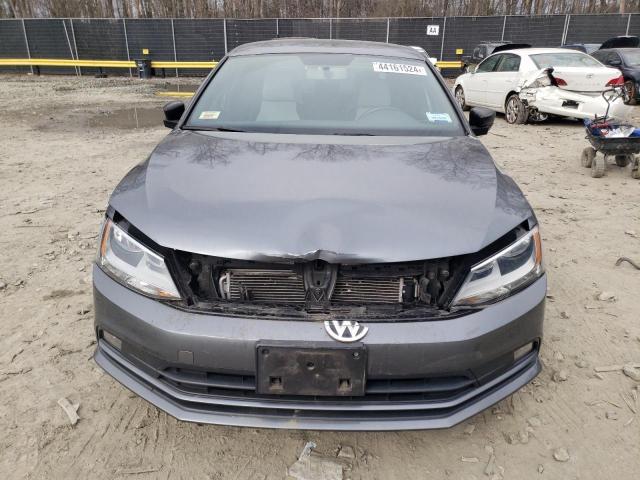 2016 Volkswagen Jetta Sport - Image 5