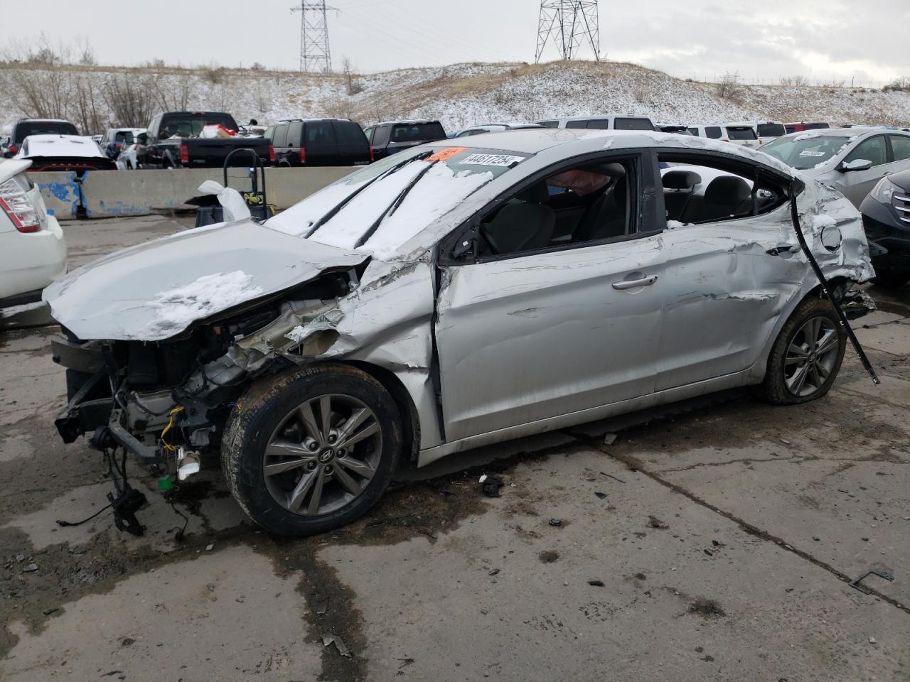 2017 HYUNDAI ELANTRA SE