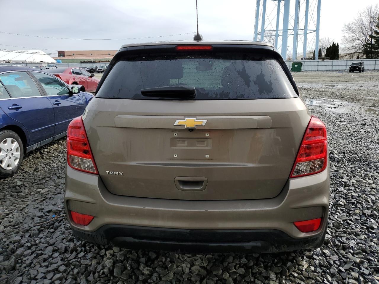 2021 CHEVROLET TRAX LS - Фото 6