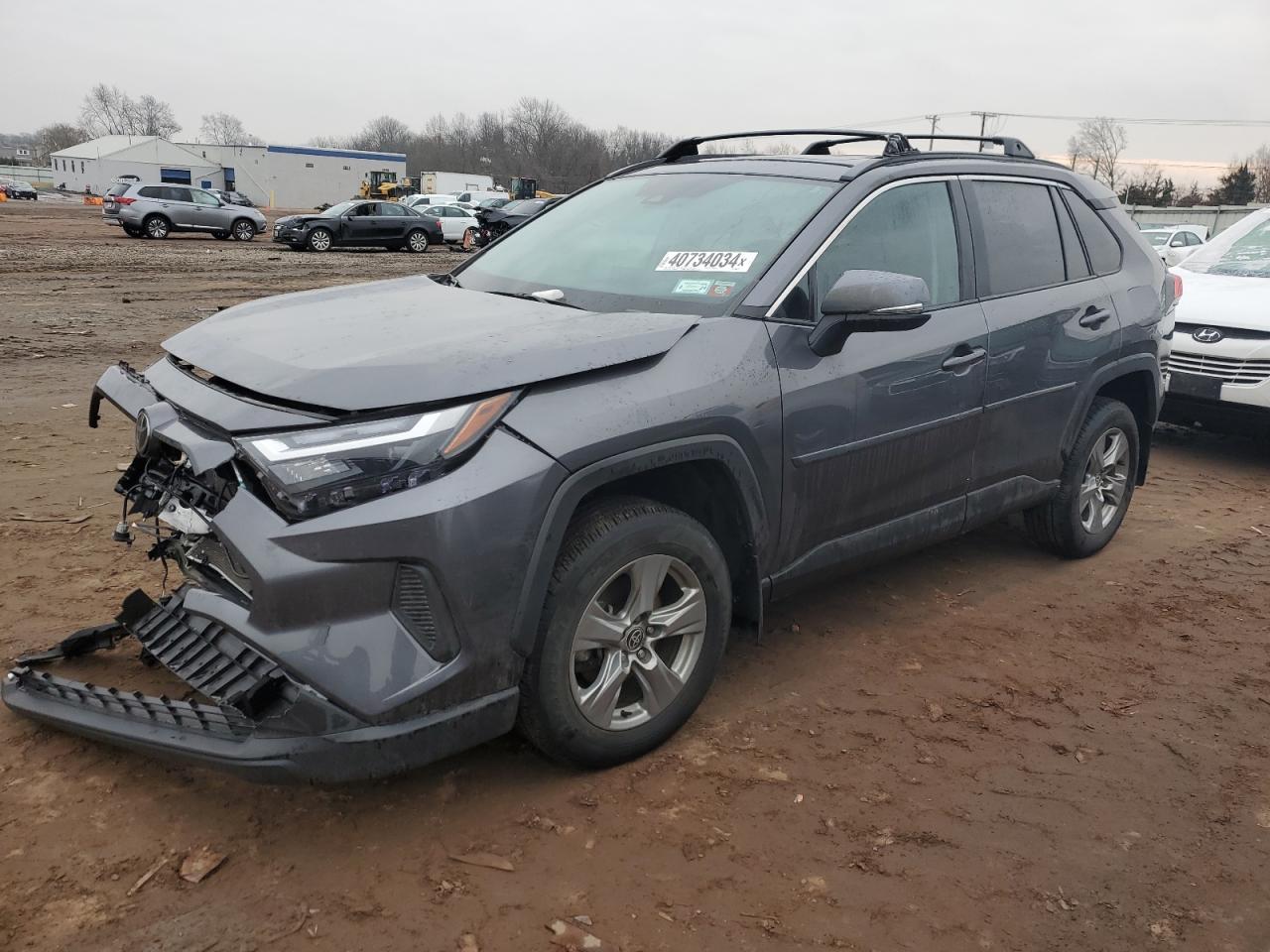 2022 TOYOTA RAV4 XLE