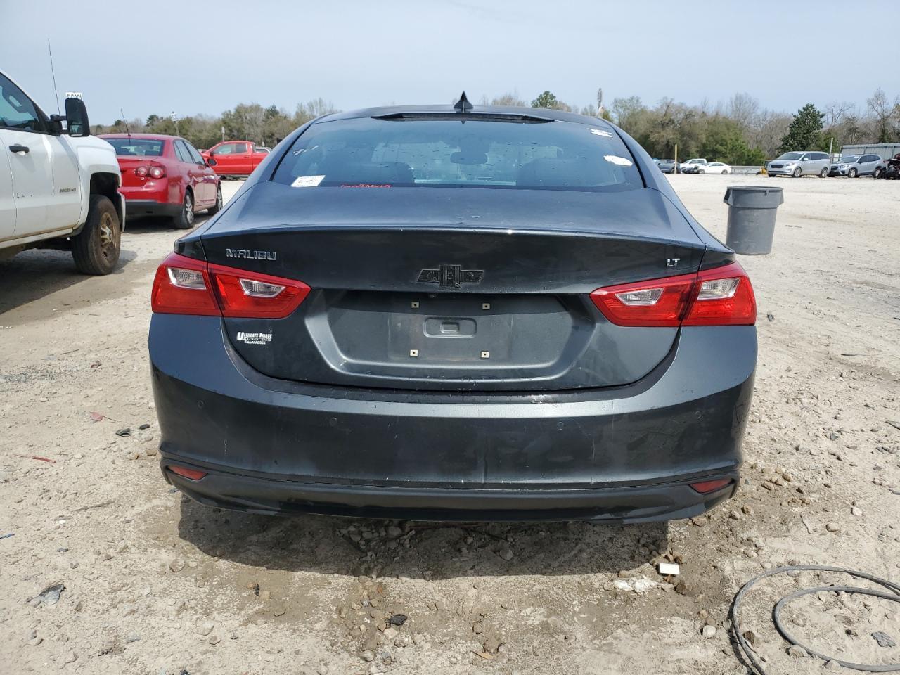 2017 CHEVROLET MALIBU LT - Image 6