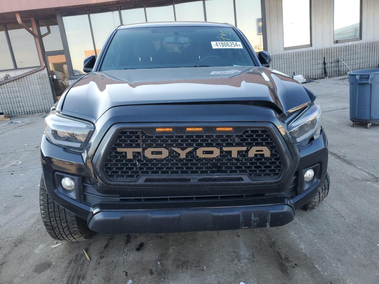 2016 TOYOTA TACOMA DOU - Image 5