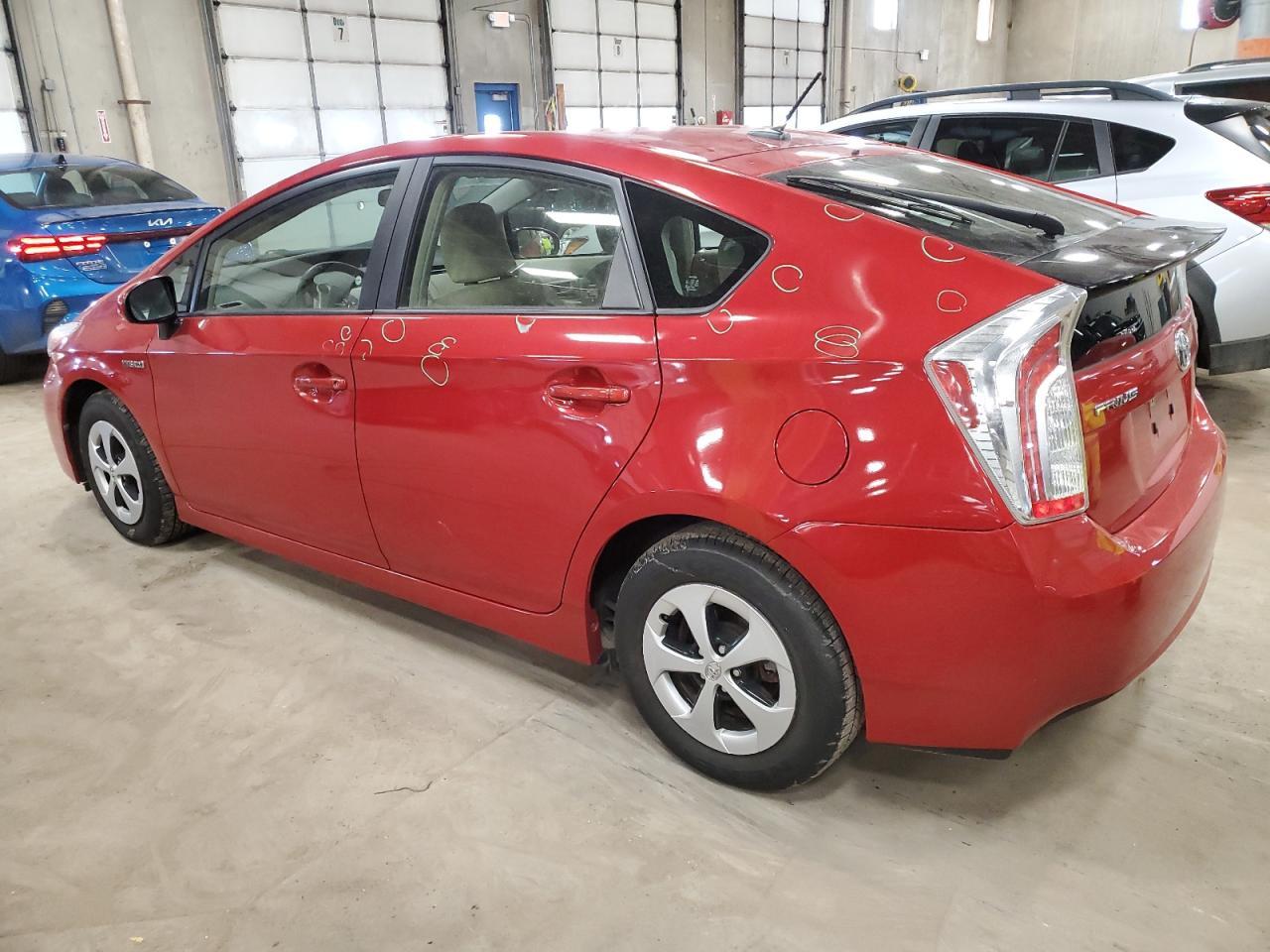 2013 TOYOTA PRIUS - Фото 2