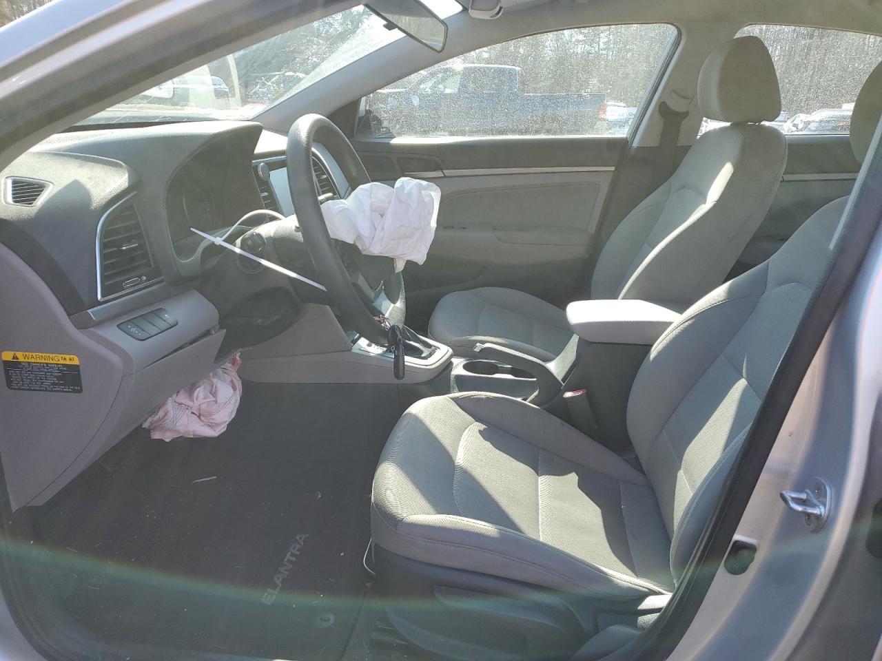 2017 HYUNDAI ELANTRA SE - Image 7