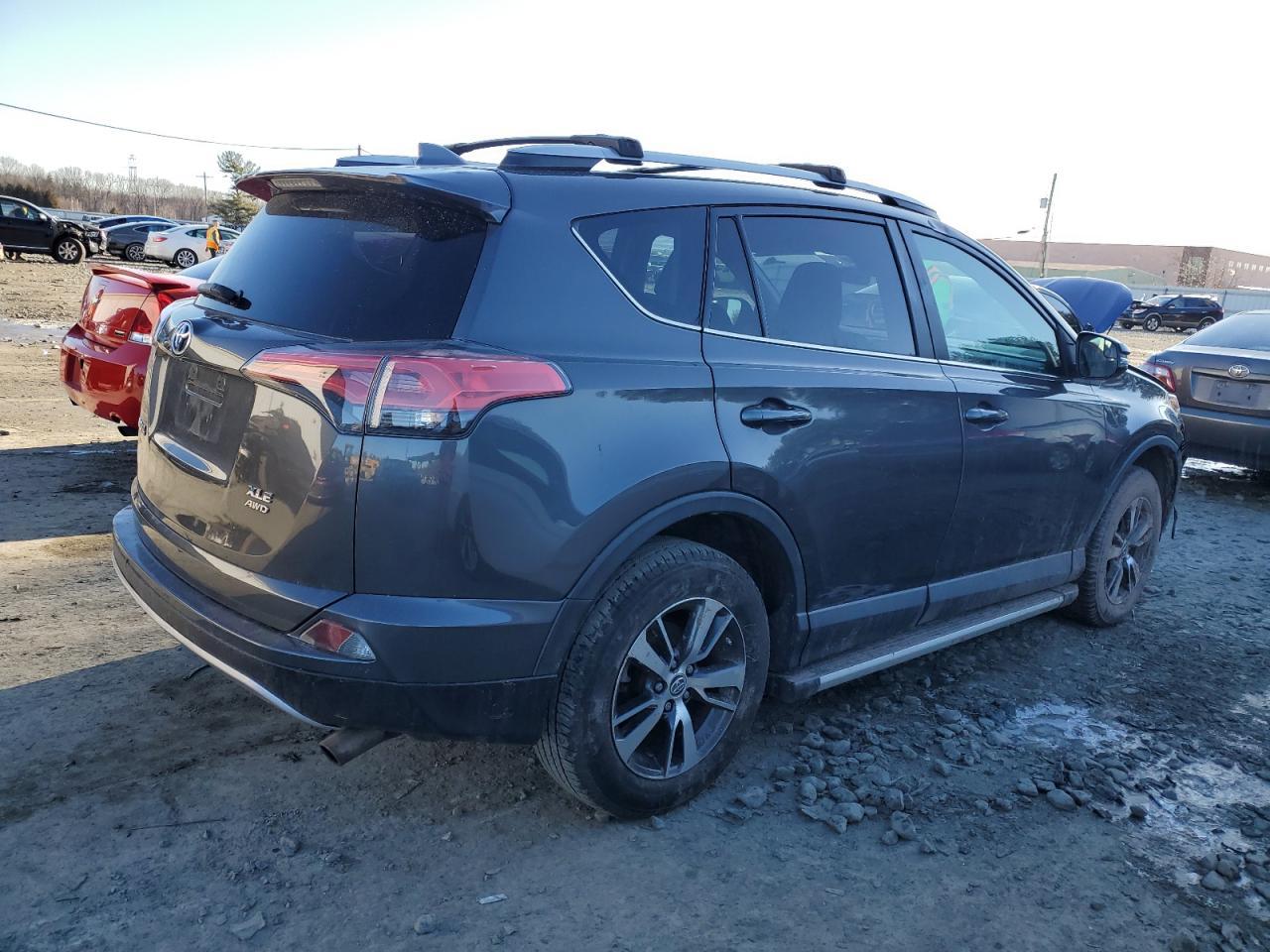 2017 TOYOTA RAV4 XLE - Image 3