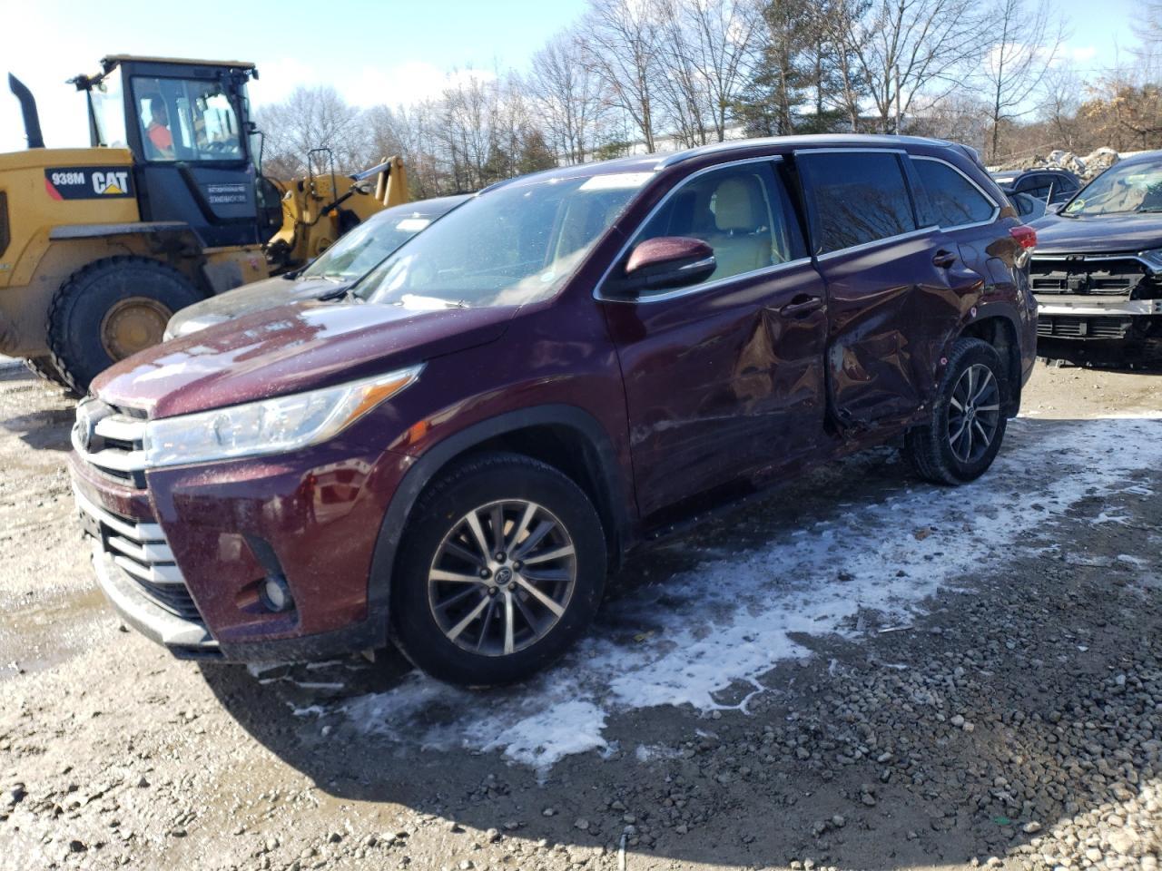 2018 TOYOTA HIGHLANDER