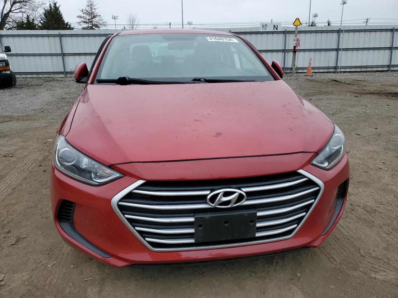 2018 HYUNDAI ELANTRA SE - Image 5