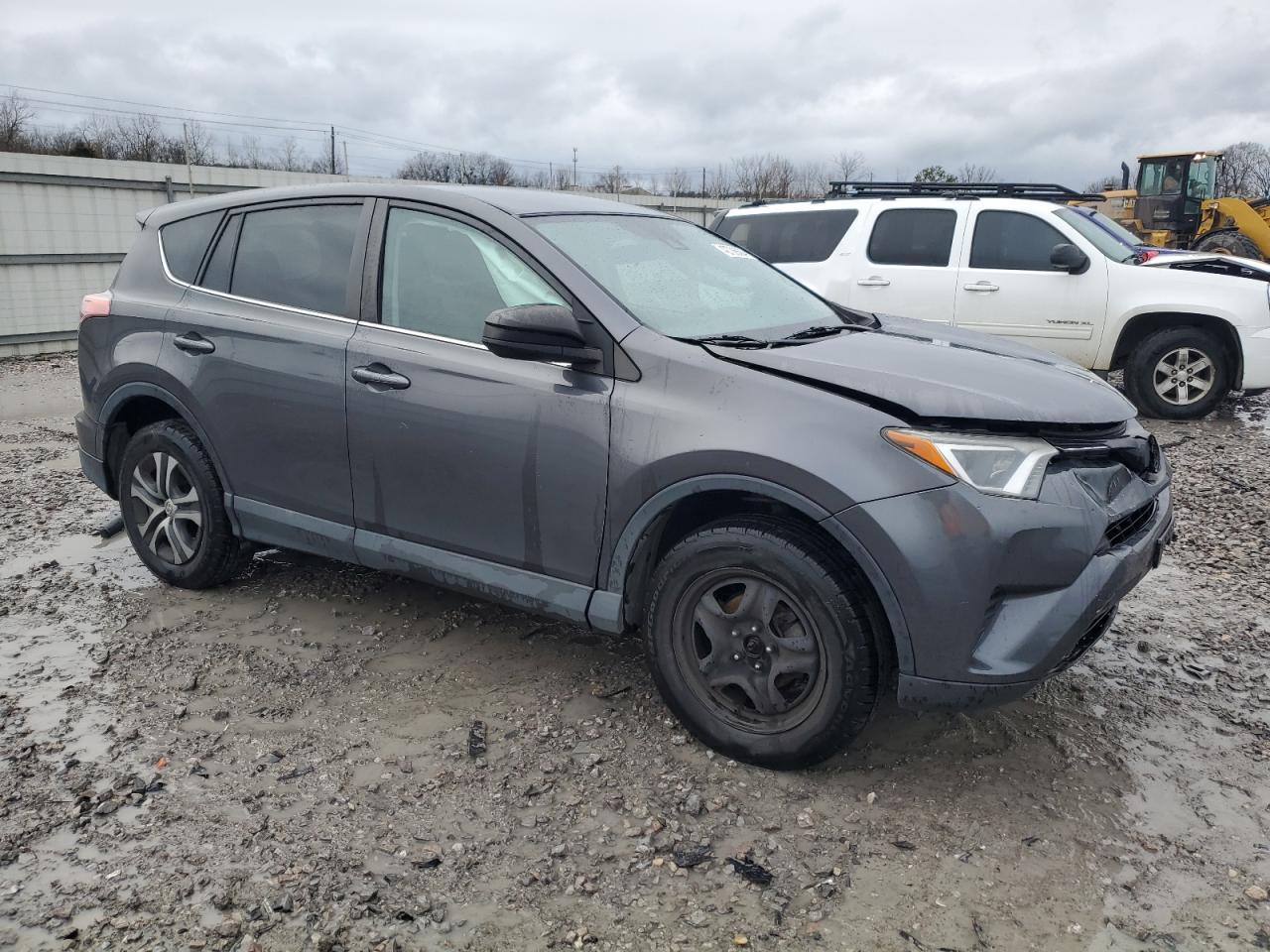 2018 TOYOTA RAV4 LE - Image 4