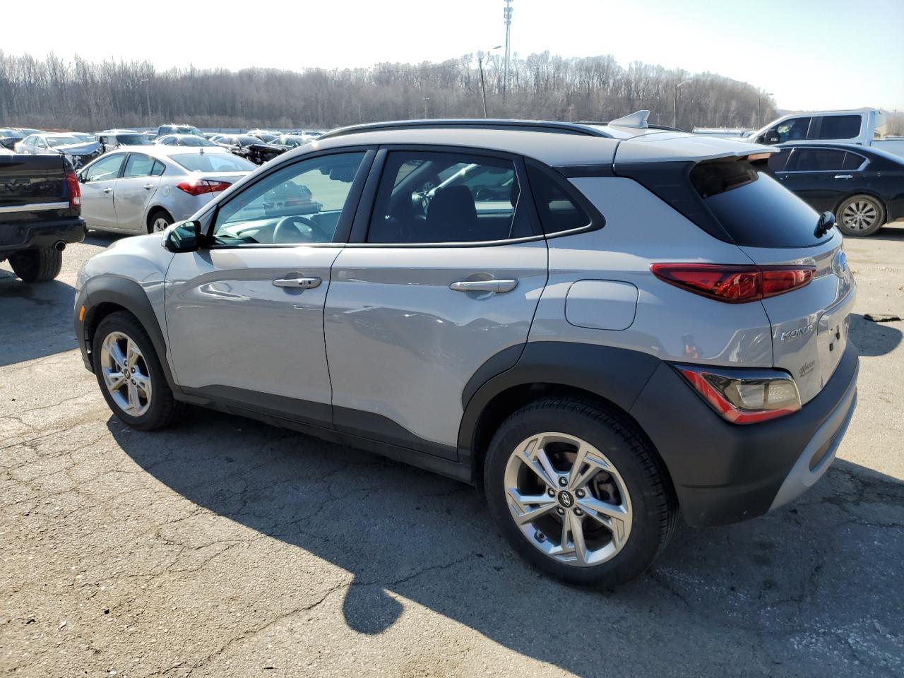 2022 HYUNDAI KONA SEL - Фото 2