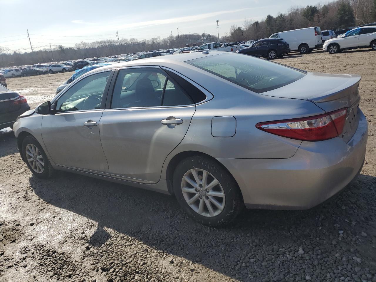 2017 TOYOTA CAMRY LE - Image 2