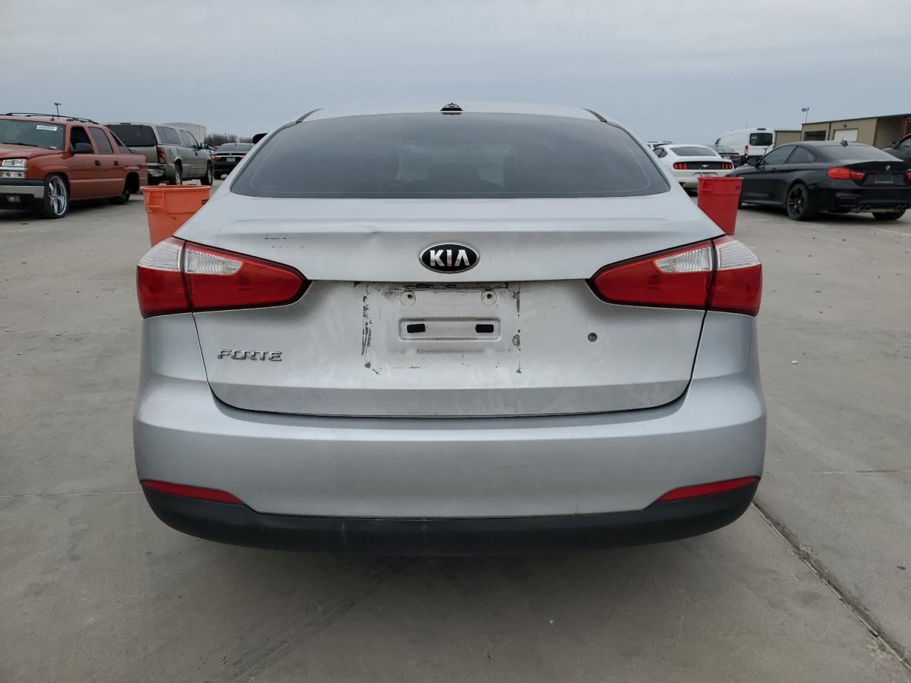 2015 KIA FORTE LX - Фото 6