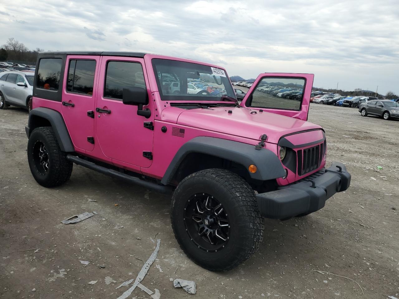 2014 JEEP WRANGLER U - Image 4
