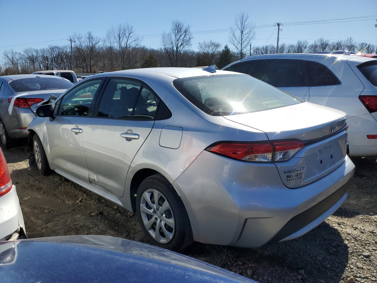 2020 TOYOTA COROLLA LE - Image 2