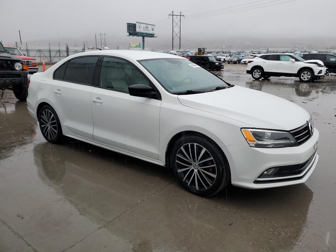 2016 VOLKSWAGEN JETTA SPOR - Image 4