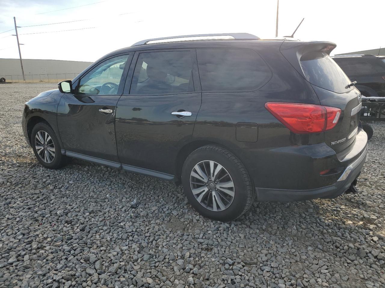 2017 NISSAN PATHFINDER - Фото 2