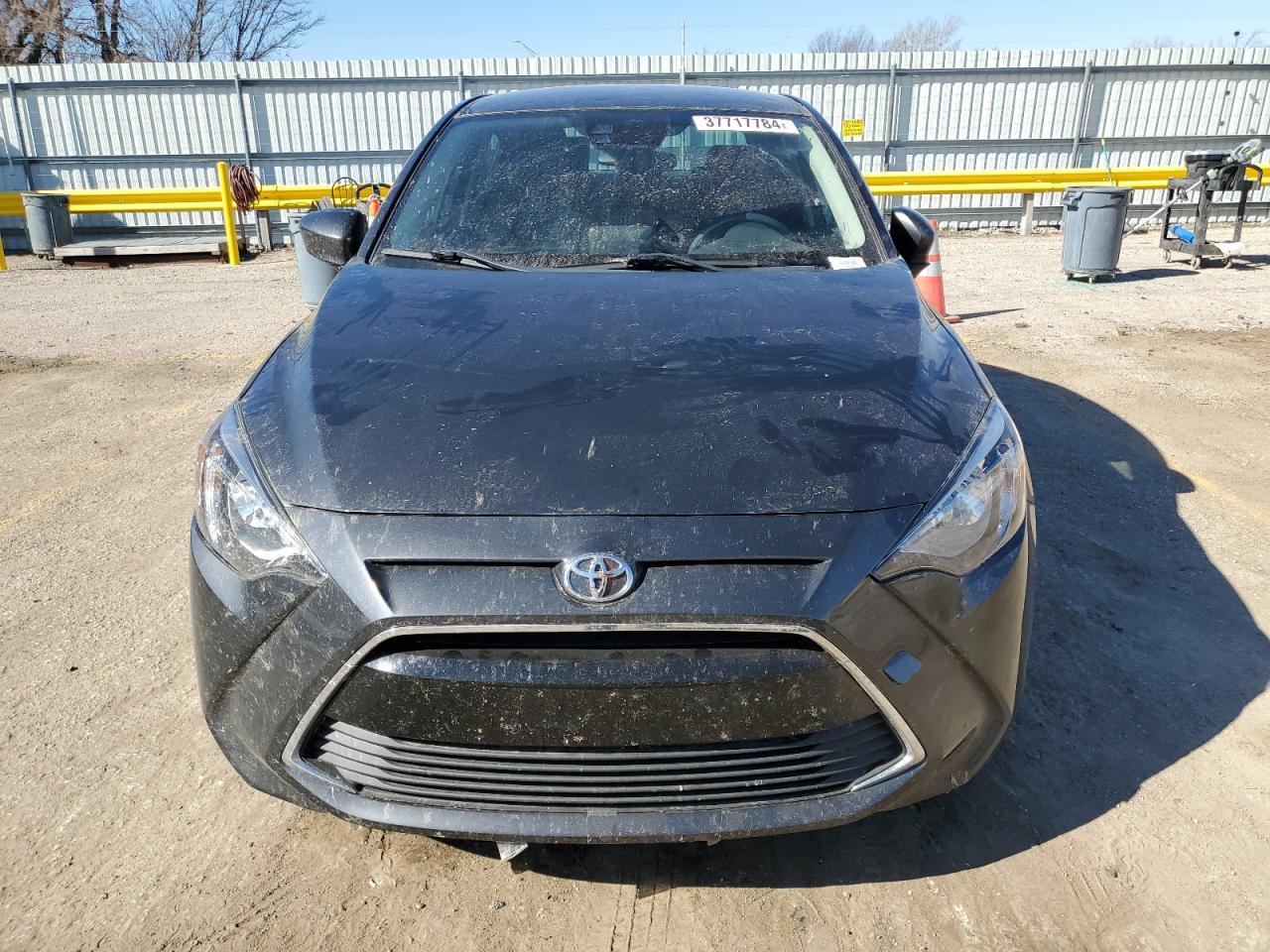 2017 TOYOTA YARIS IA - Фото 5