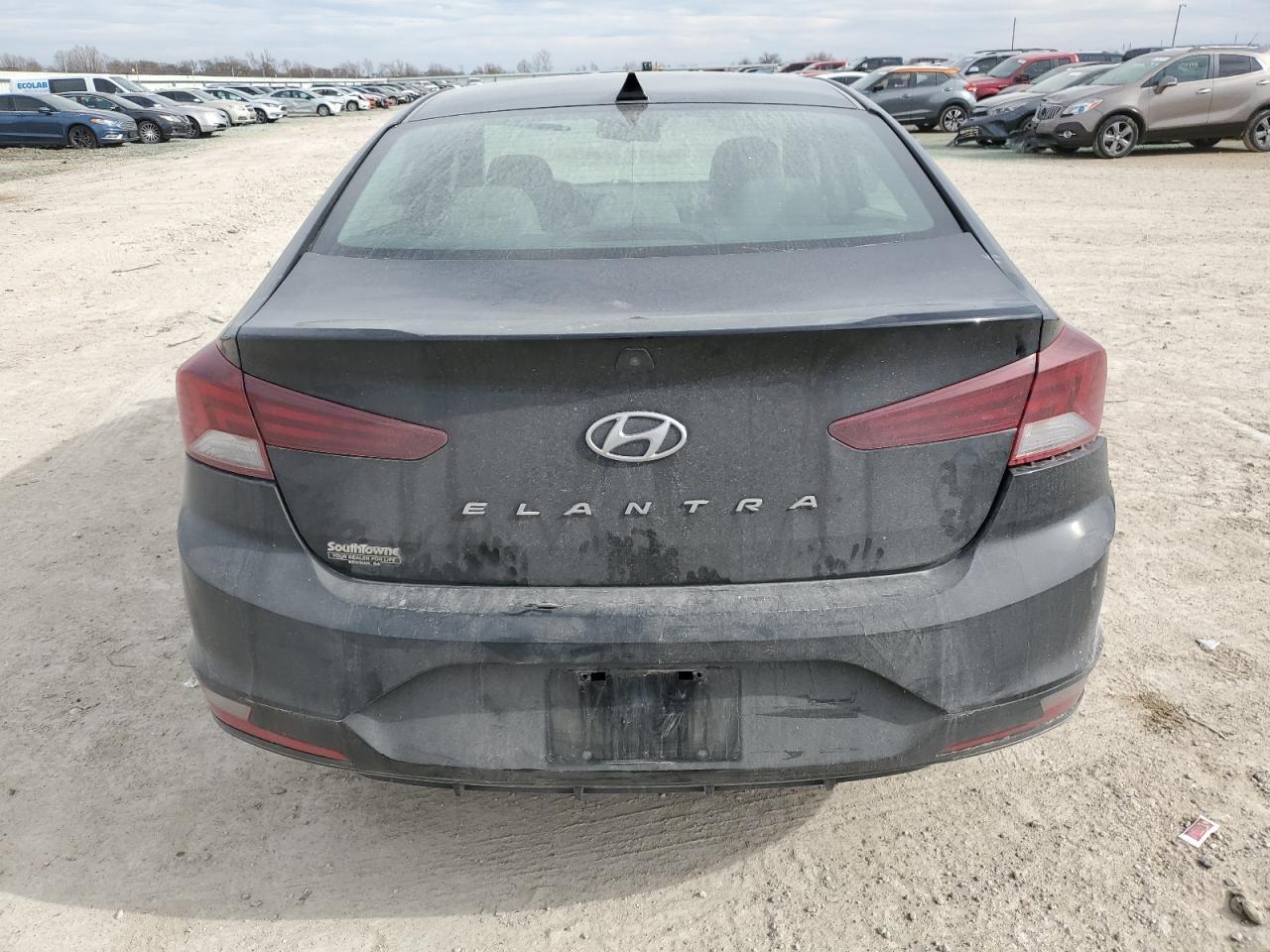 2019 HYUNDAI ELANTRA SE - Фото 6