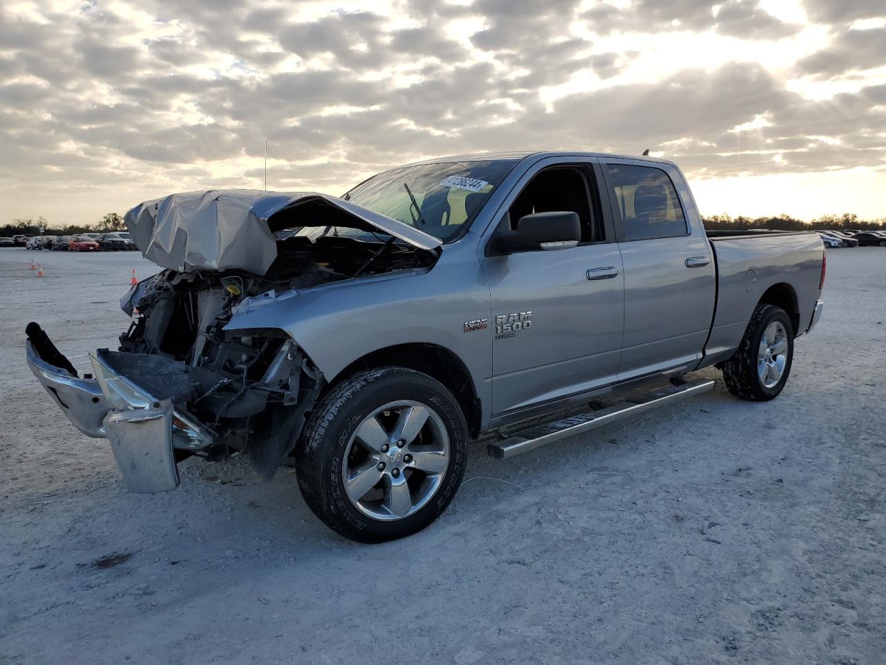 2019 RAM 1500 CLASS