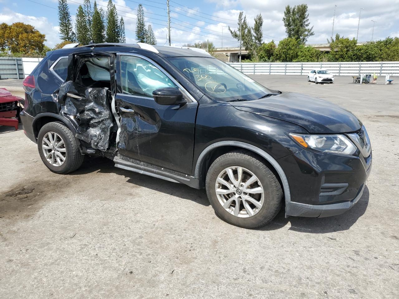 2018 NISSAN ROGUE S - Фото 4