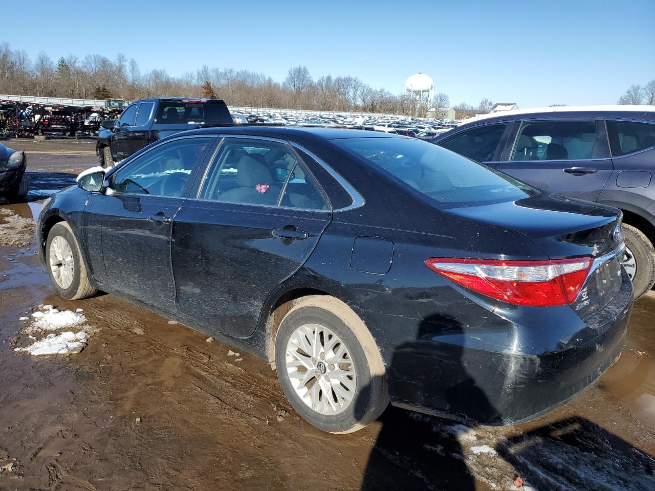 2017 TOYOTA CAMRY LE - Image 2