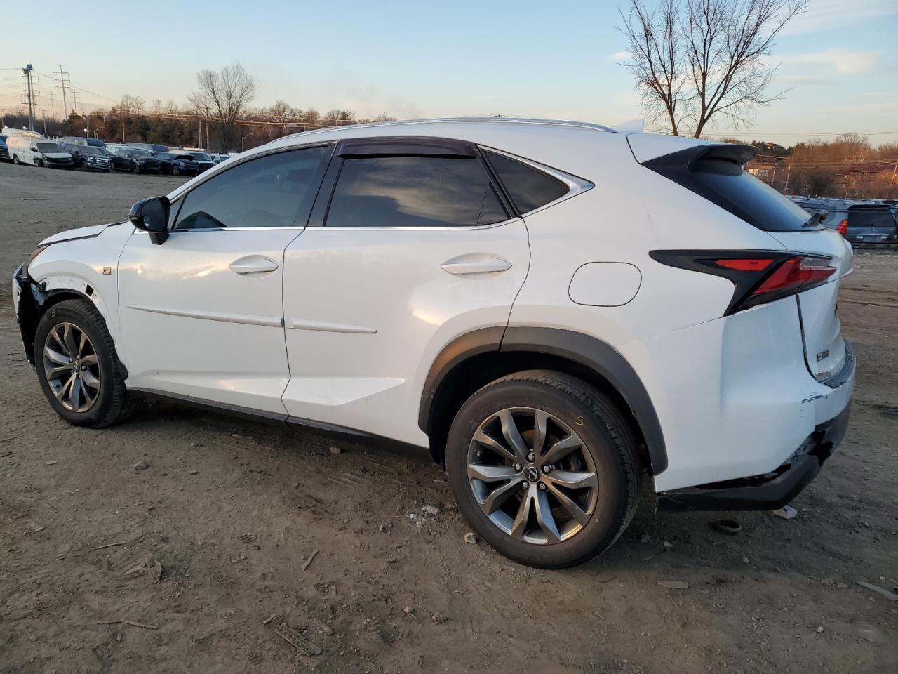 2017 LEXUS NX 200T BA - Фото 2