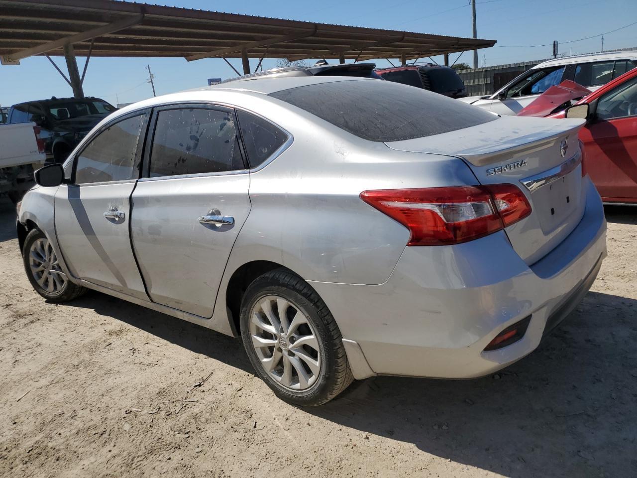 2017 NISSAN SENTRA S - Фото 2