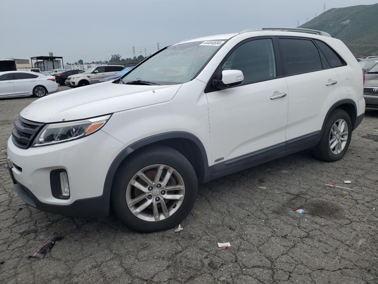 2014 KIA SORENTO LX