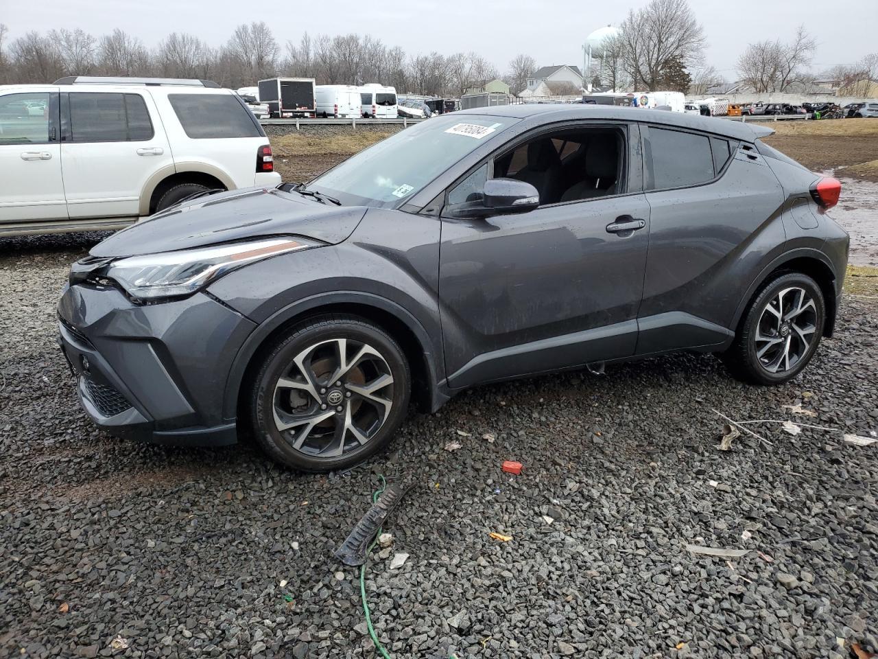 2021 TOYOTA C-HR XLE