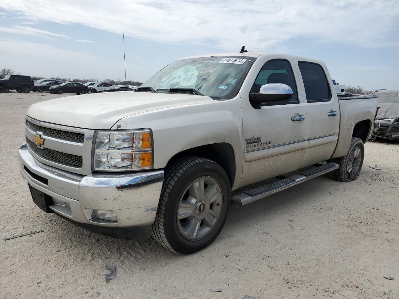 2013 CHEVROLET SILVERADO