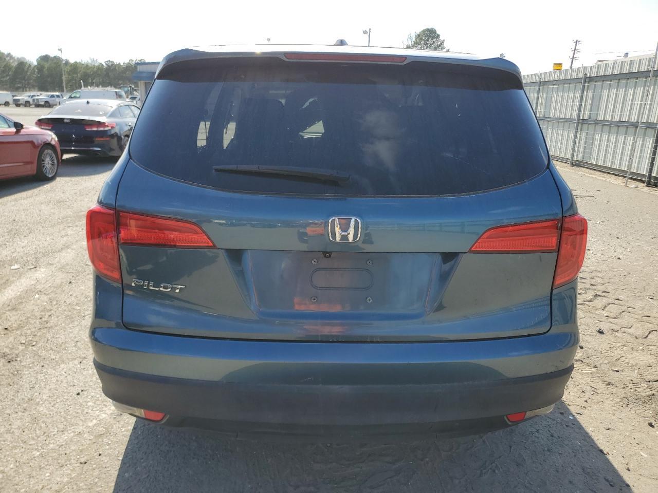2017 HONDA PILOT EXL - Image 6